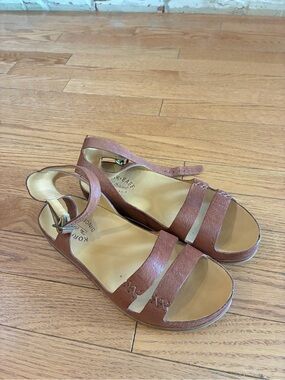 Kork-Ease Women's Tan Brown Leather Slingback Sandals